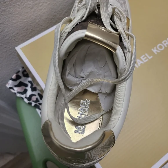 Micheal kor Maddie trainers - Picture 4 of 5